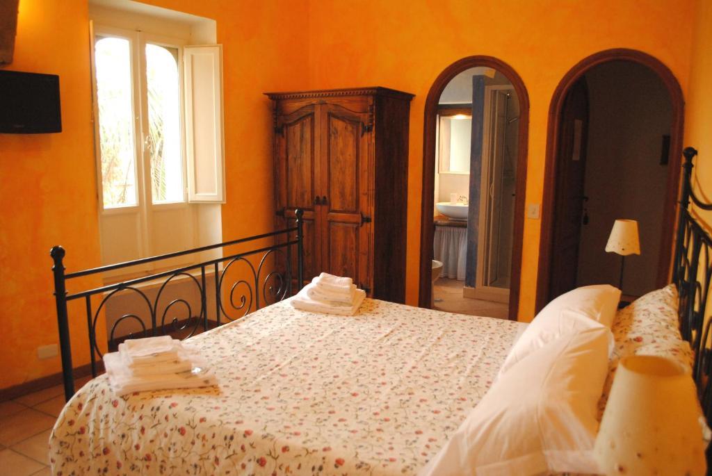 B&B Millequattrocento กาเอตา ห้อง รูปภาพ