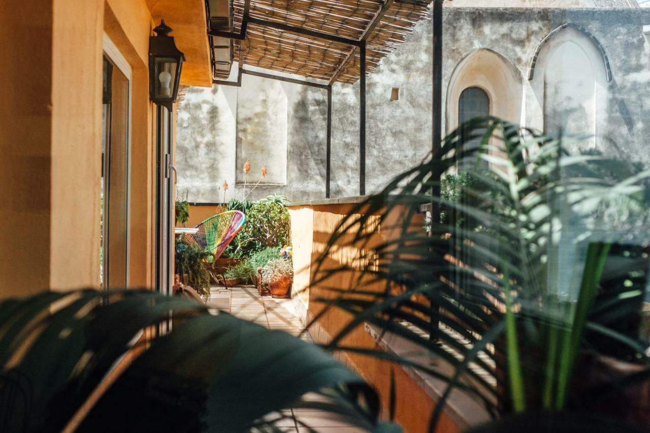 B&B Millequattrocento กาเอตา ภายนอก รูปภาพ